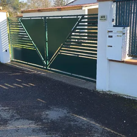 Plein Sud Au Calme Διαμέρισμα *