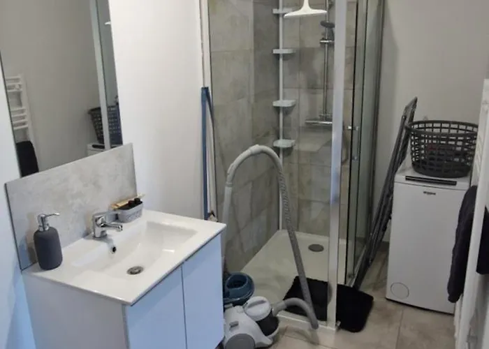 Plein Sud Au Calme アパート