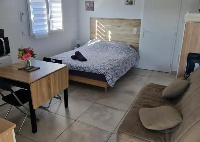 アパート Plein Sud Au Calme *